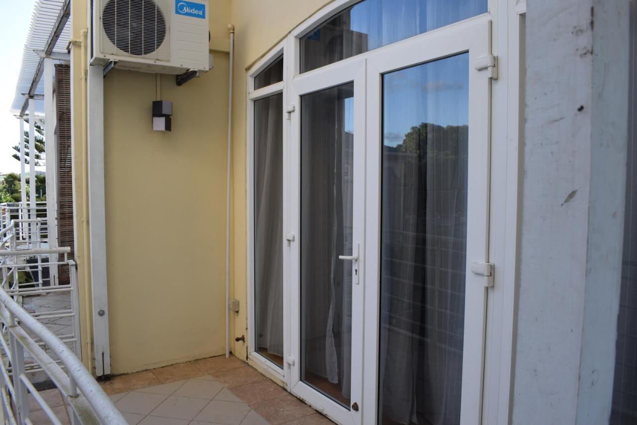 Ocean Drive Studio - Opposite The Beach Grand Bay Exteriér fotografie